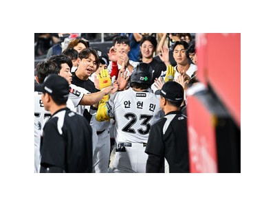 KT 한화 9연패 끝내며 단독 선두로 올라서